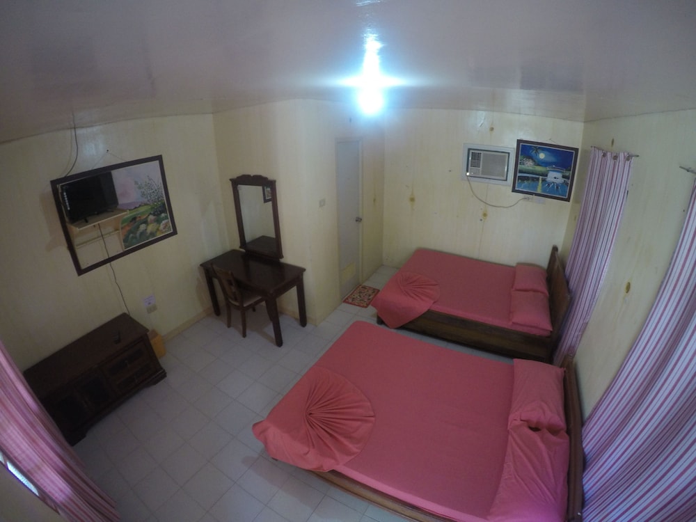 Deluxe AC Room photo 3