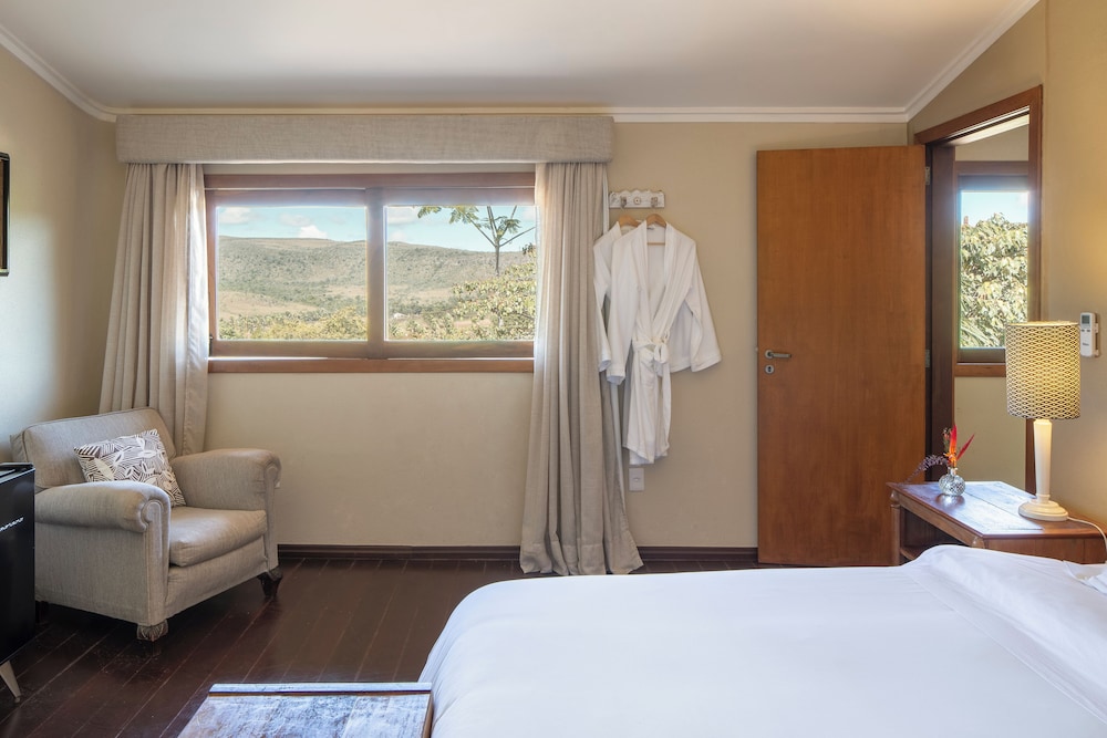 Superior Suite, Mountain View photo 1