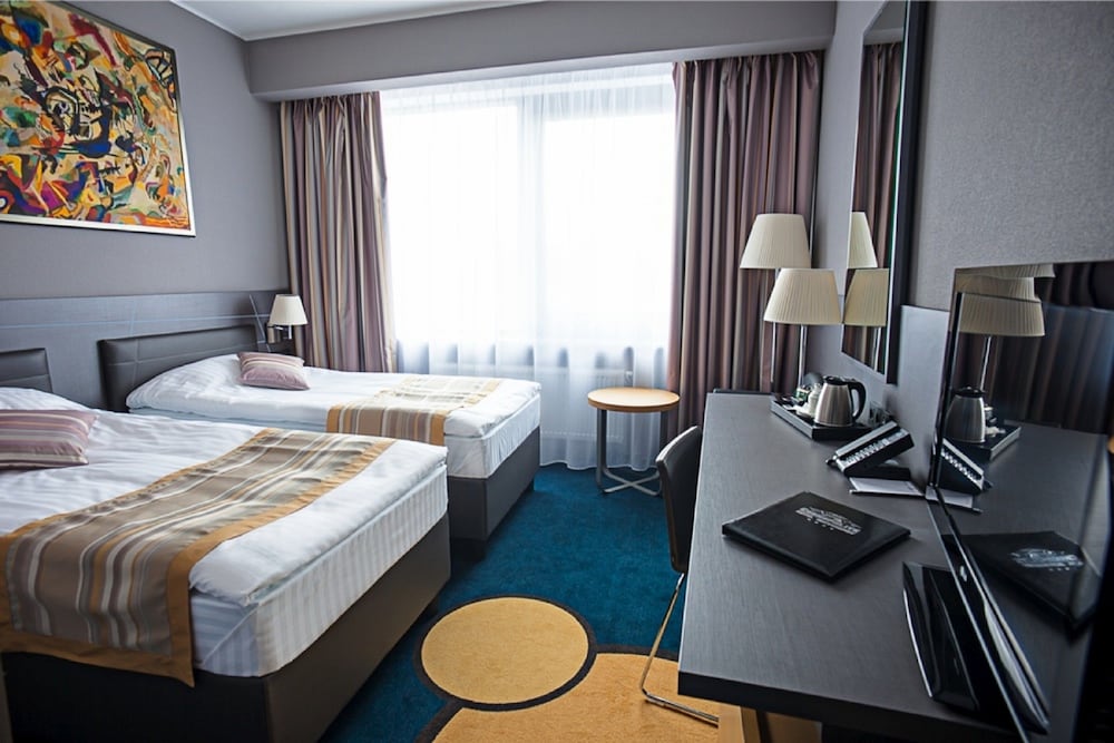 Standard Twin Room, 2 Twin Beds - Photo 7