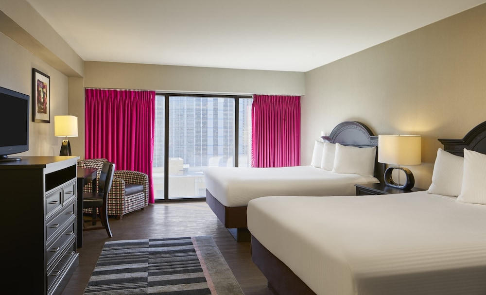 Fab Room, 2 Queen Beds, Non Smoking - Photo 2