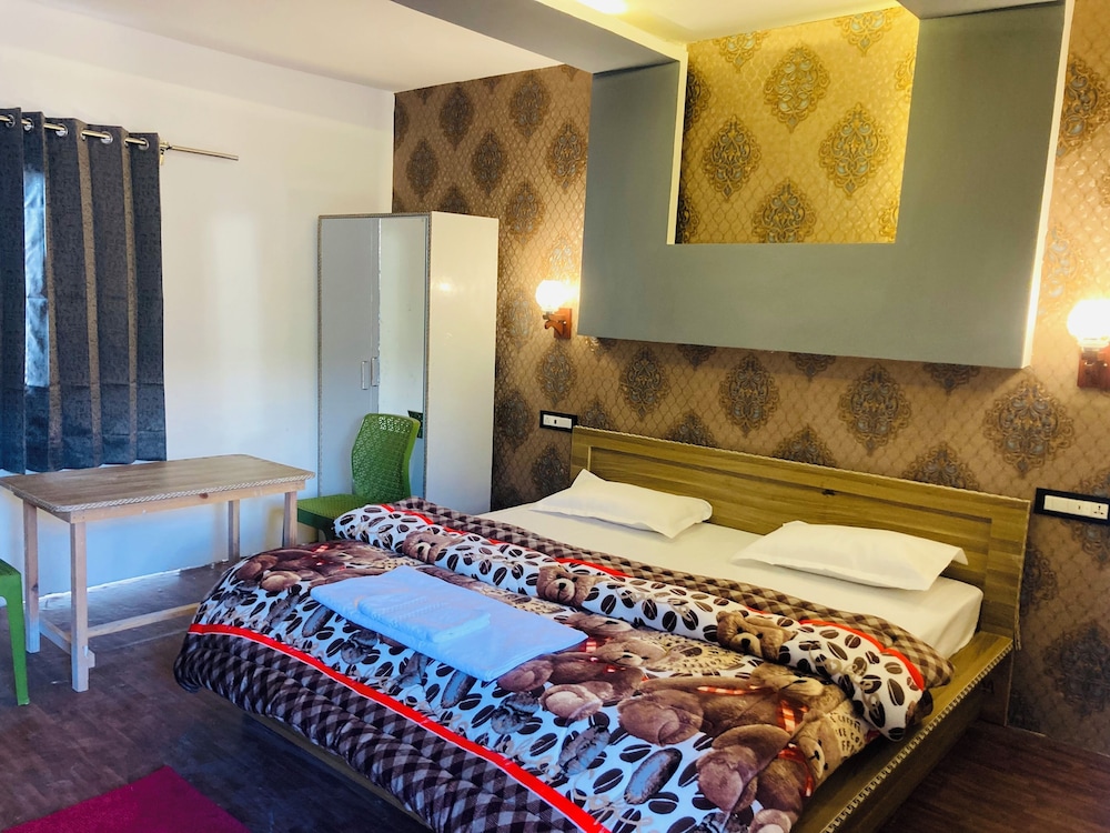 Deluxe Room - Photo 3