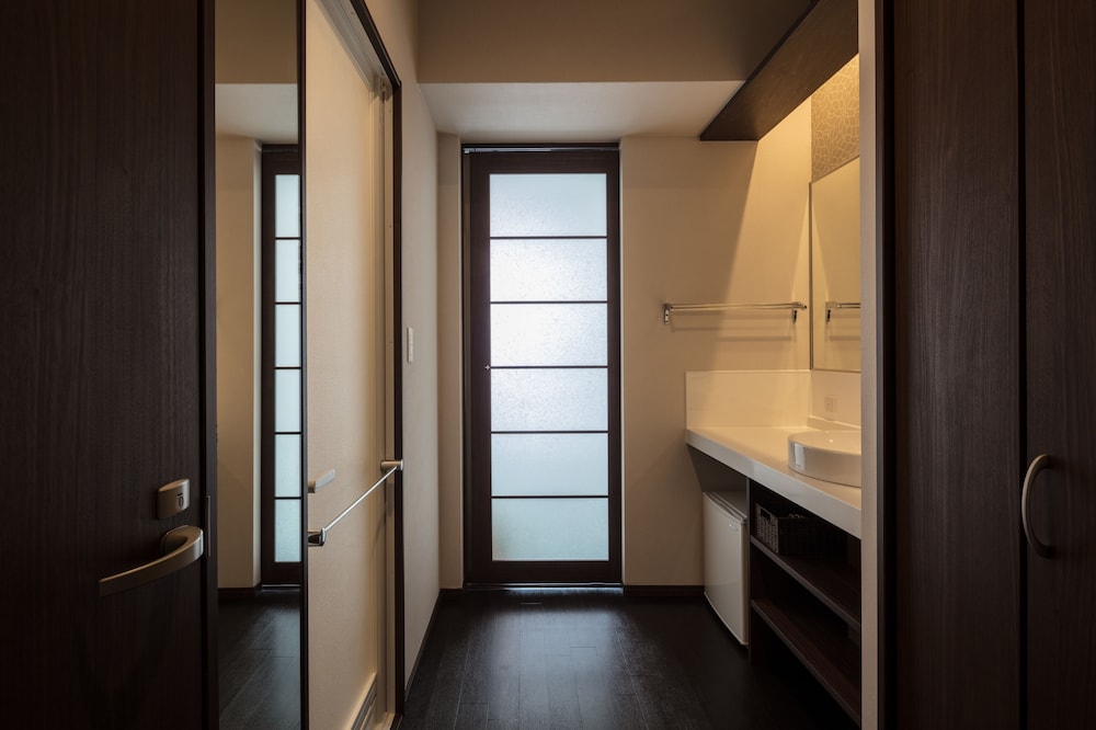 Twin or Double Room, Non-Smoking (Extra-bed for the third person with additional fee) photo 3