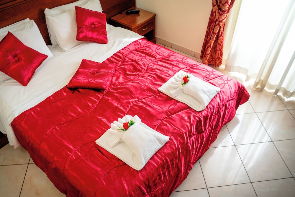 Comfort Room photo 2