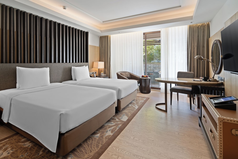 Room, 2 Twin Beds, Balcony