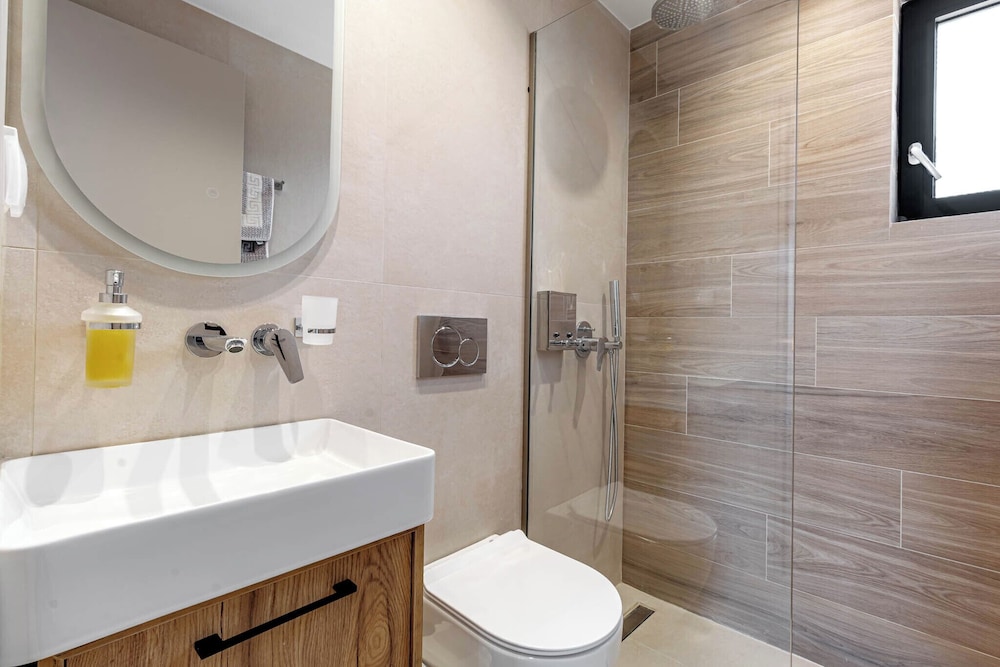 Superior Room - Photo 7