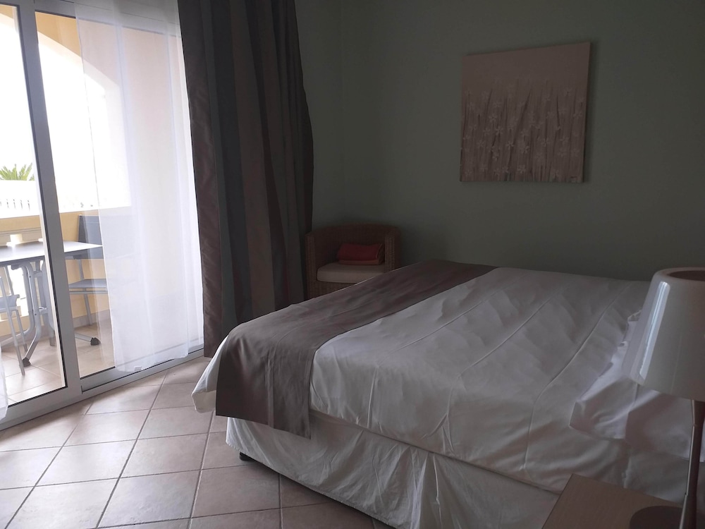 Double Room, Balcony, Sea View (2) photo 2