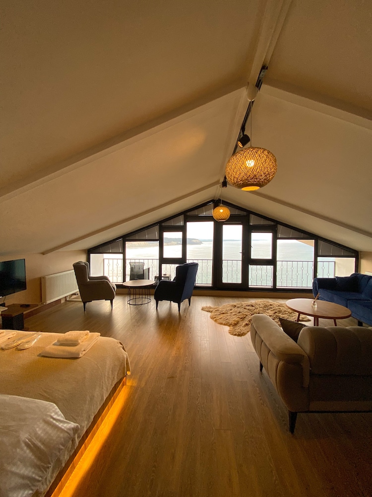 Elite Studio Suite, Bay View, Overwater photo 3