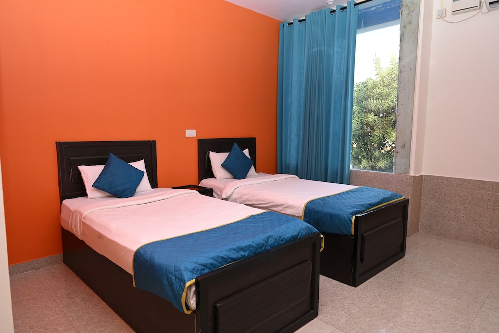 Classic Double or Twin Room - Photo 3