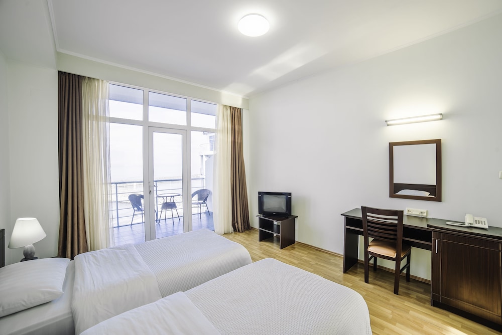 Standard Twin Room, 2 Twin Beds, Sea View