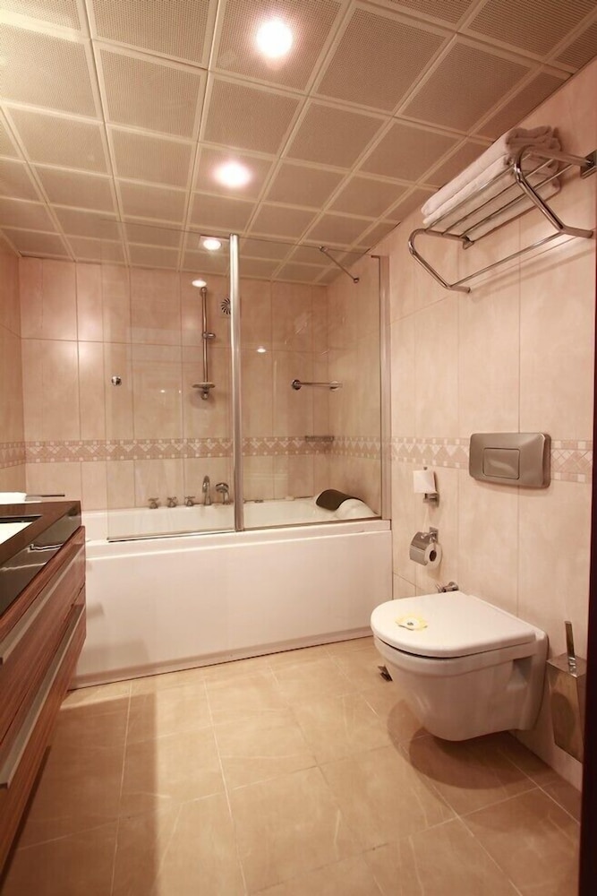Junior Suite, City View photo 2