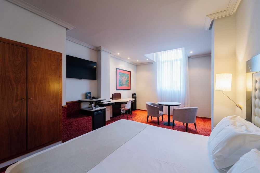 Standard Room, 1 Double or 2 Twin Beds, City View (Single) photo 2