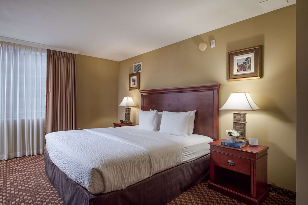 Efficiency, Room, 1 King Bed, Non Smoking photo 3