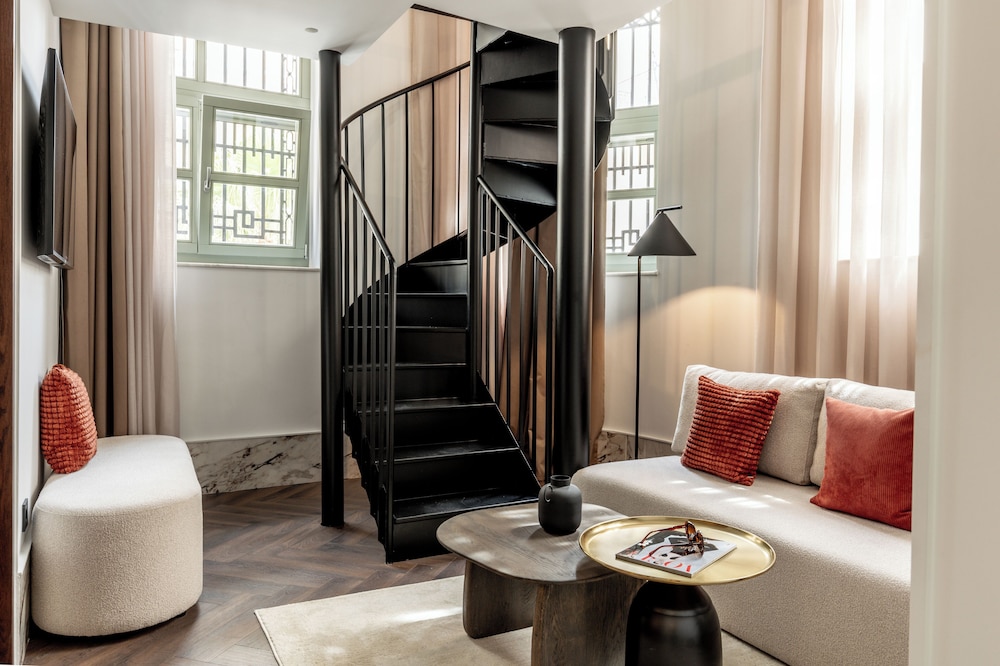 Hellas Suite, two bedrooms, Kitchenette, City View