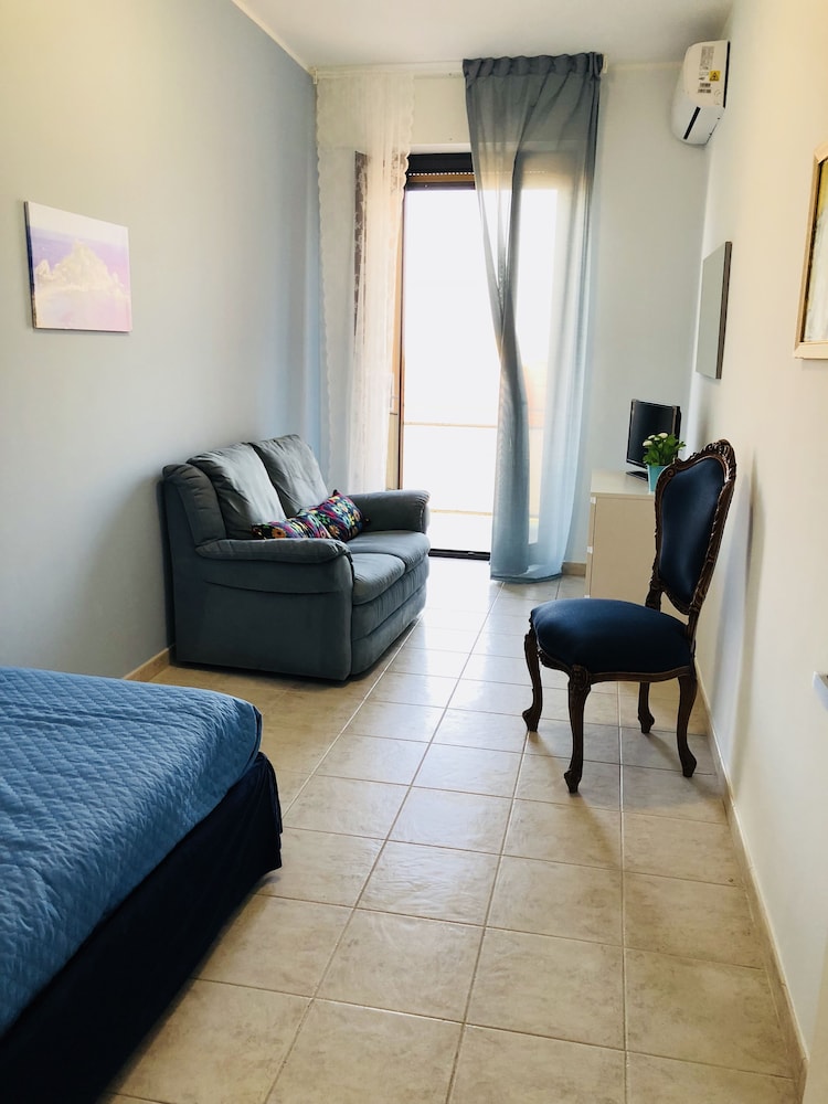 Classic Single Room, 1 Twin Bed, Balcony, City View