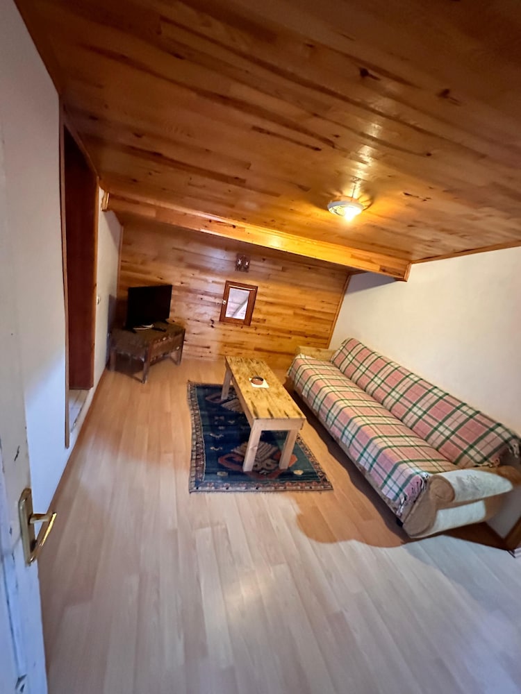 Loft (130) photo 3
