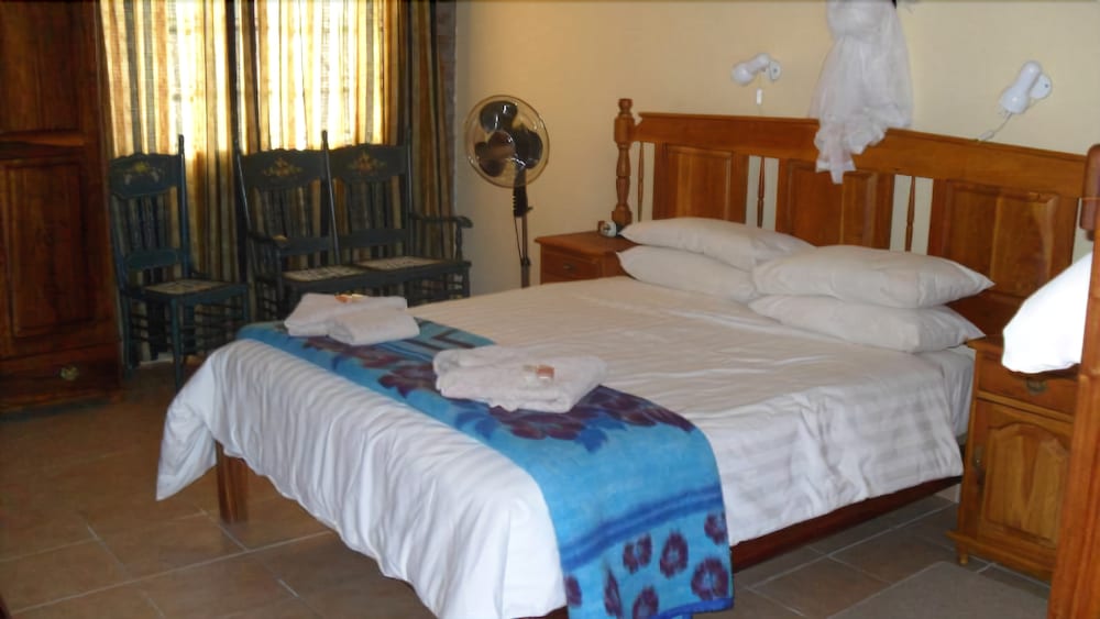 Standard Double Room photo 3