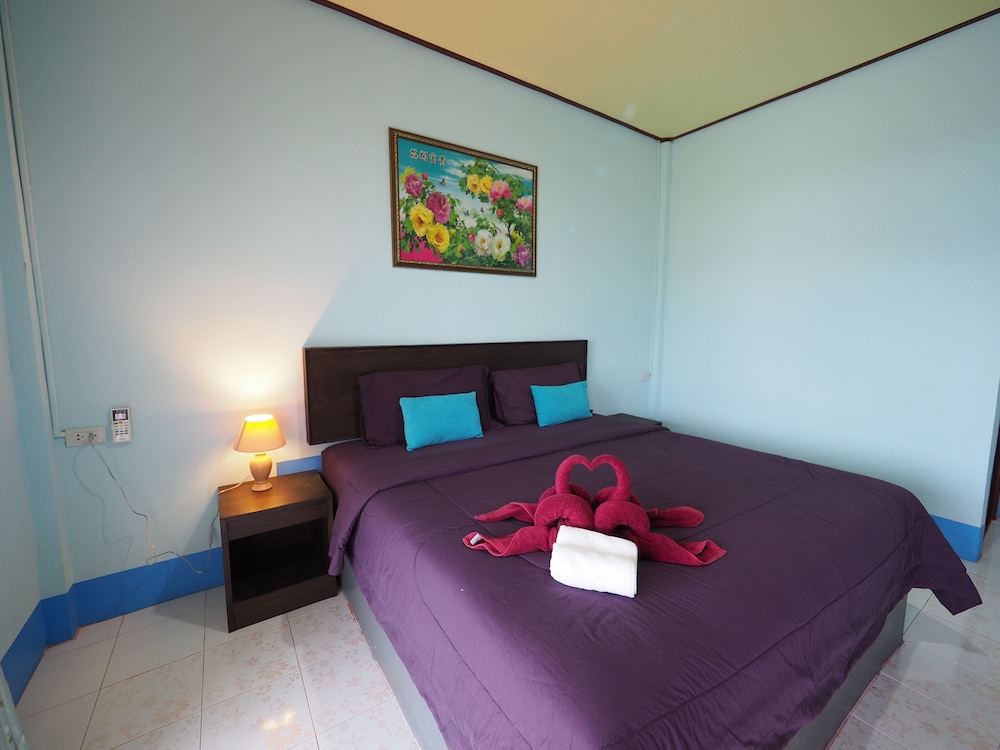Deluxe Air Condition Bungalow