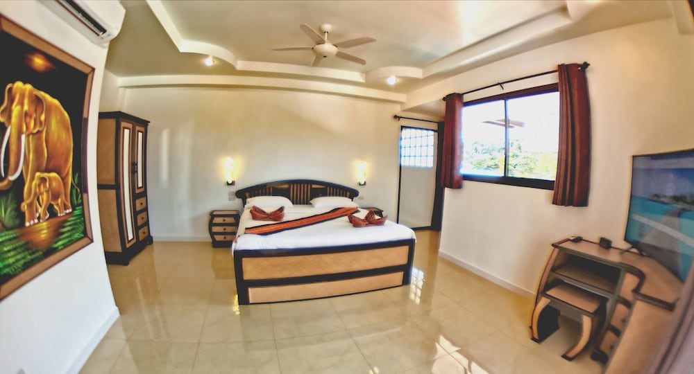 Luxury Villa, Multiple Bedrooms, Sea View, Beachside photo 3