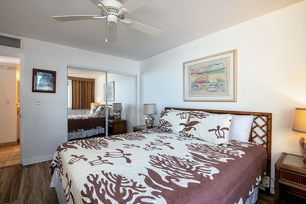 Condo, 1 King Bed, Ocean View, Poolside