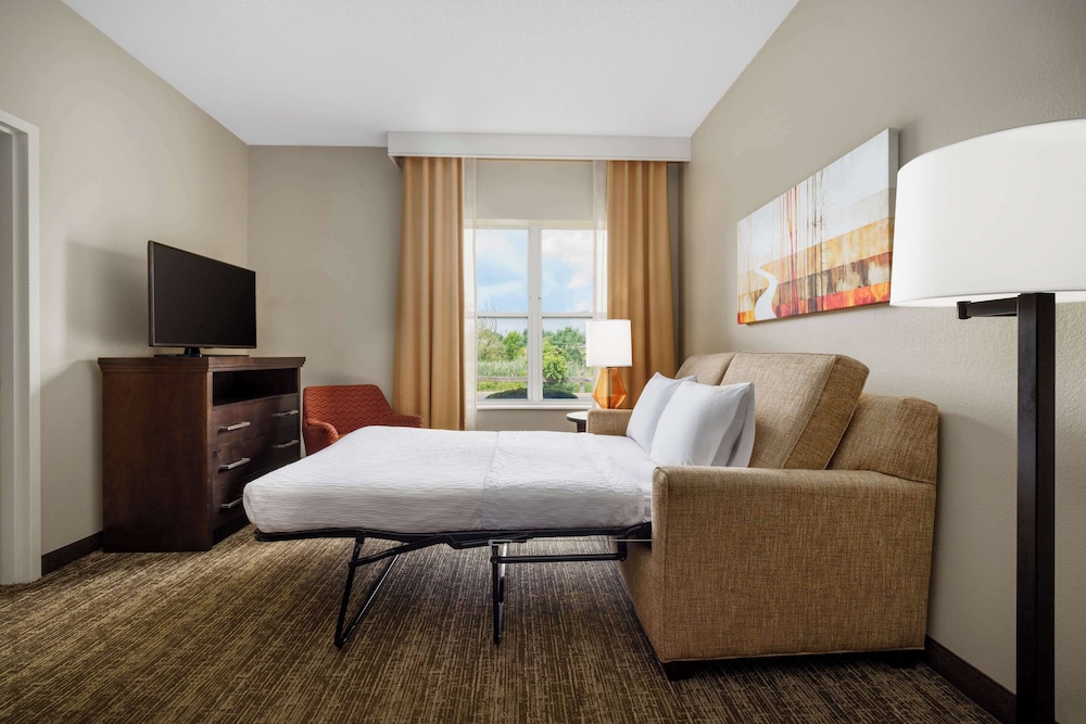 2 Queen, Mobility Accessible, Bathtub, Suite, Non-Smoking - Photo 6