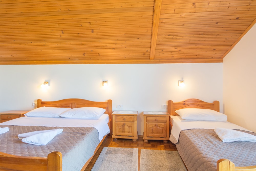 Triple Room, Balcony