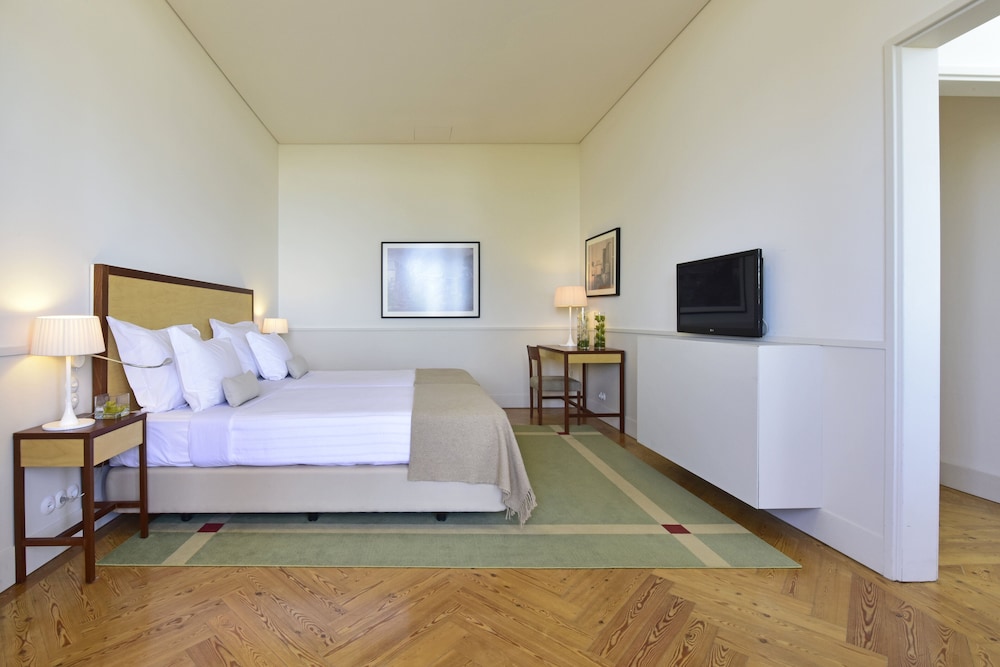 Superior Double or Twin Room - Photo 5