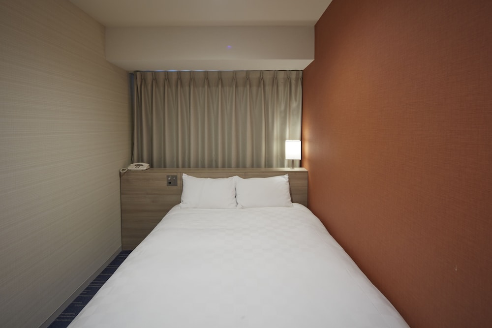 17th-24th Semi-Double Room, Non Smoking - Photo 4