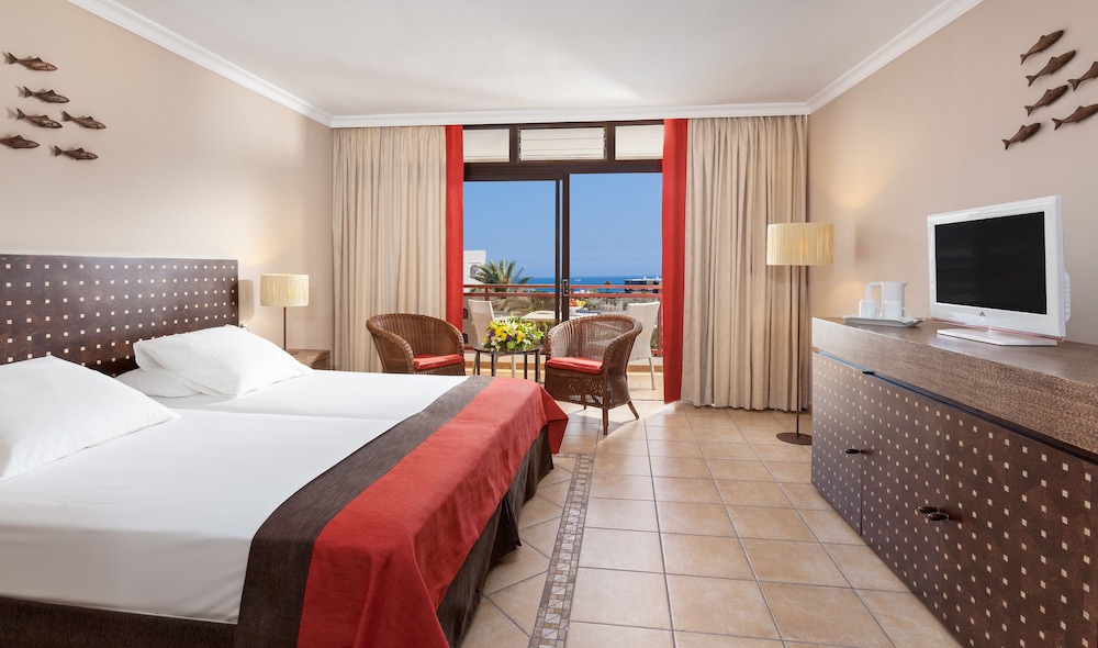 Superior Double Room, Pool View (3 Adults)
