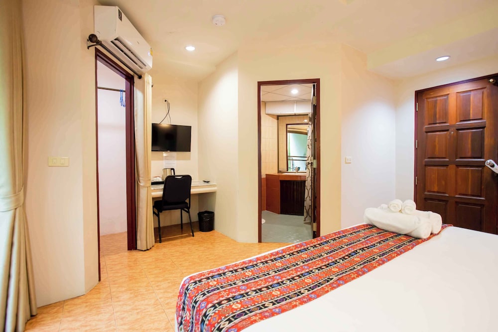 Standard Double Room - Photo 4