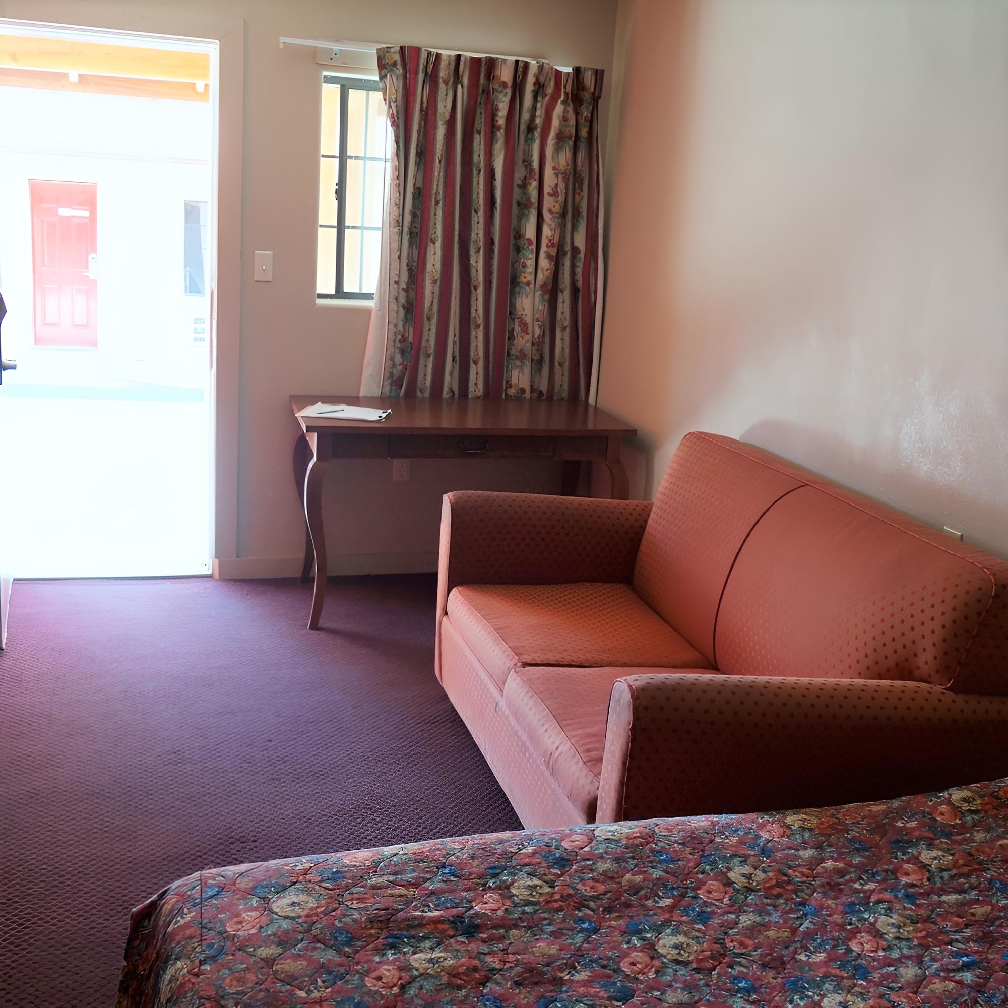 Standard Suite, 2 Bedrooms, Kitchenette photo 3