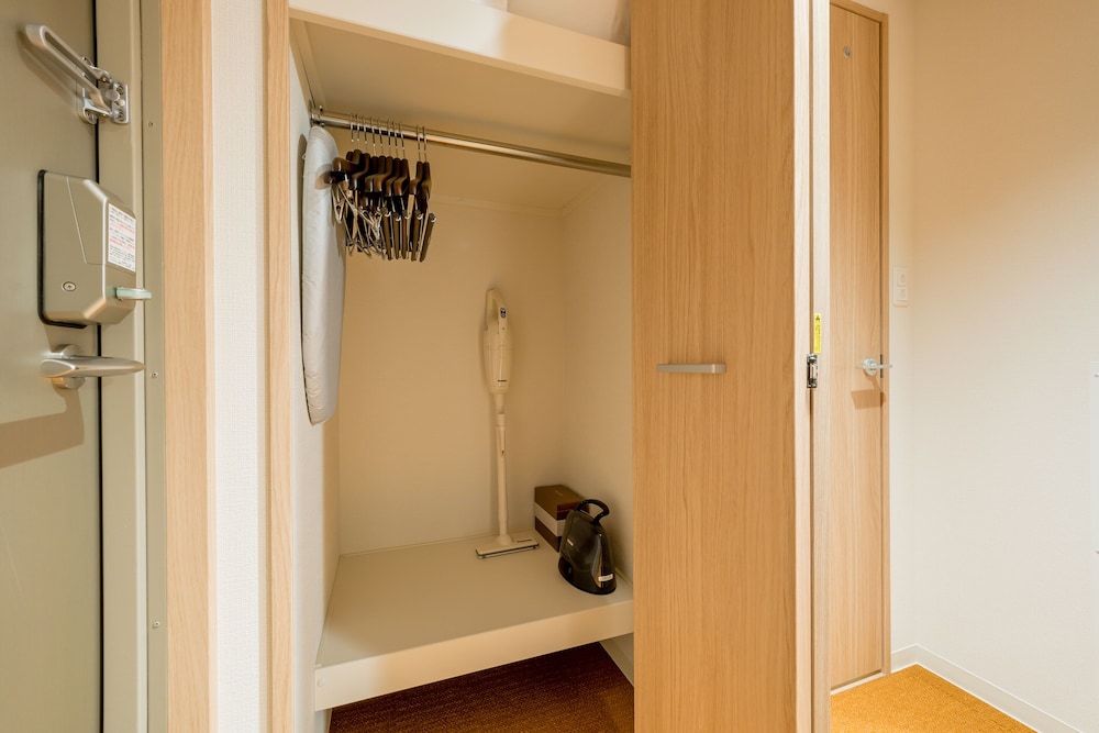Mari Room - 2 Semi-double with bunk & sofa bed (Please see all policies and info before you book) - Photo 13
