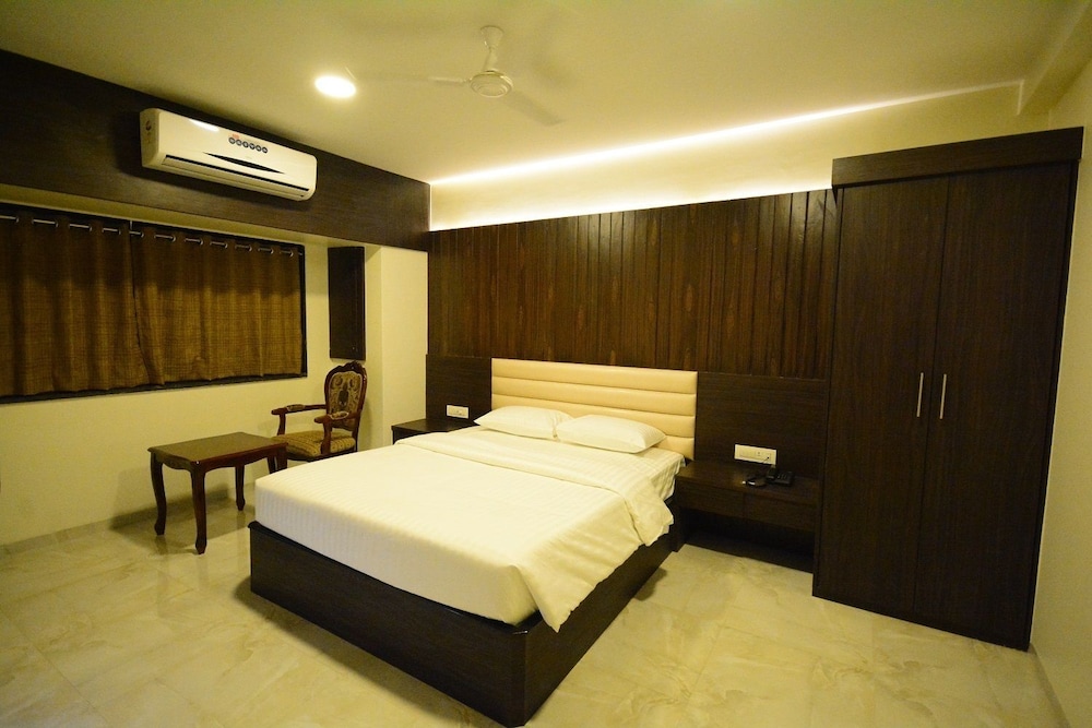 Golden Room photo 3