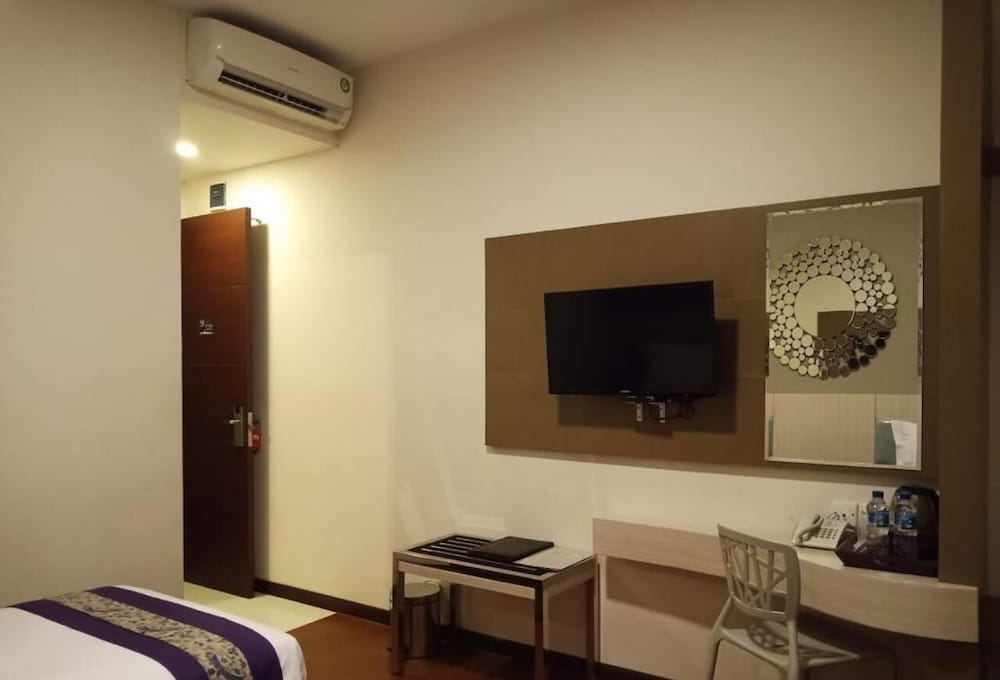 Grand Deluxe, 2 Single Beds photo 2