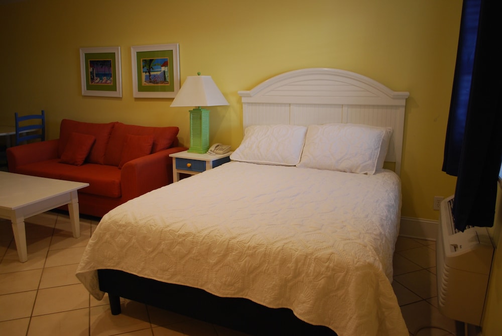 Economy Suite, 1 Queen Bed With Sofa Bed, Kitchen