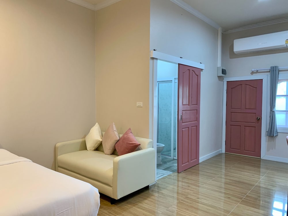 Superior Twin Room - Photo 9