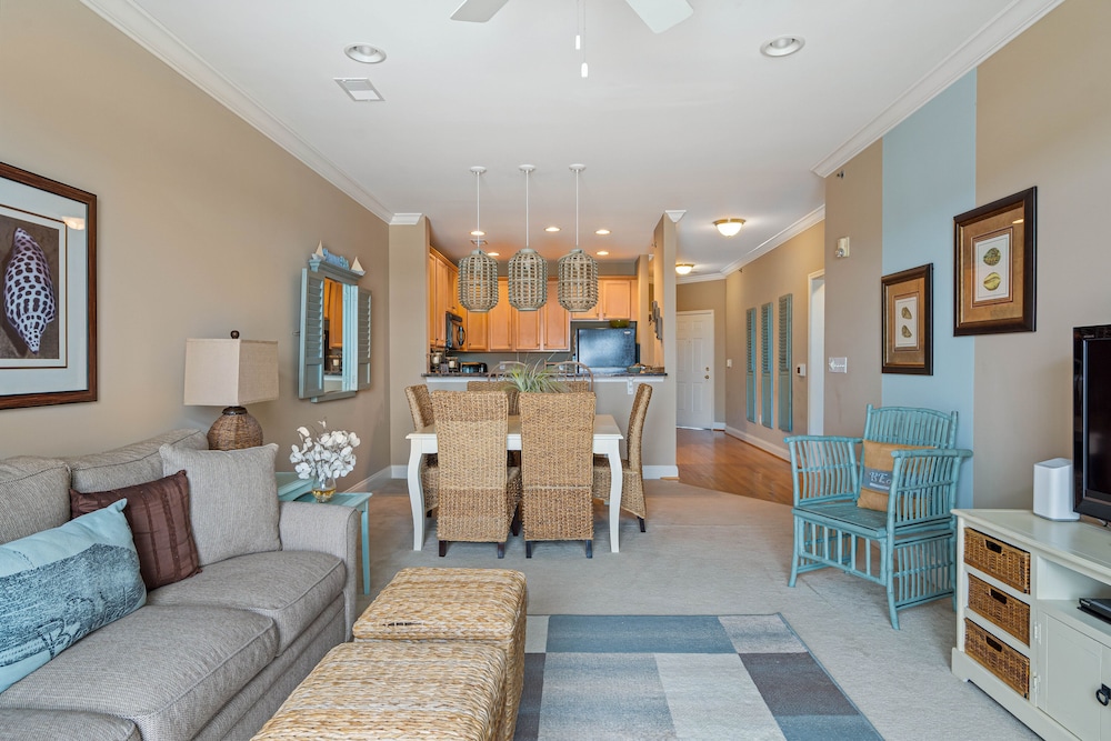 Condo, Multiple Beds, Balcony, Pool View (Grande at Canal Retreat)