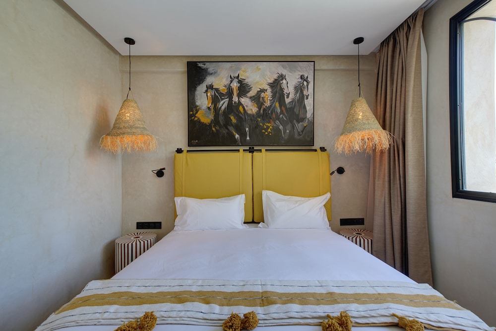 Standard Double Room - Photo 3