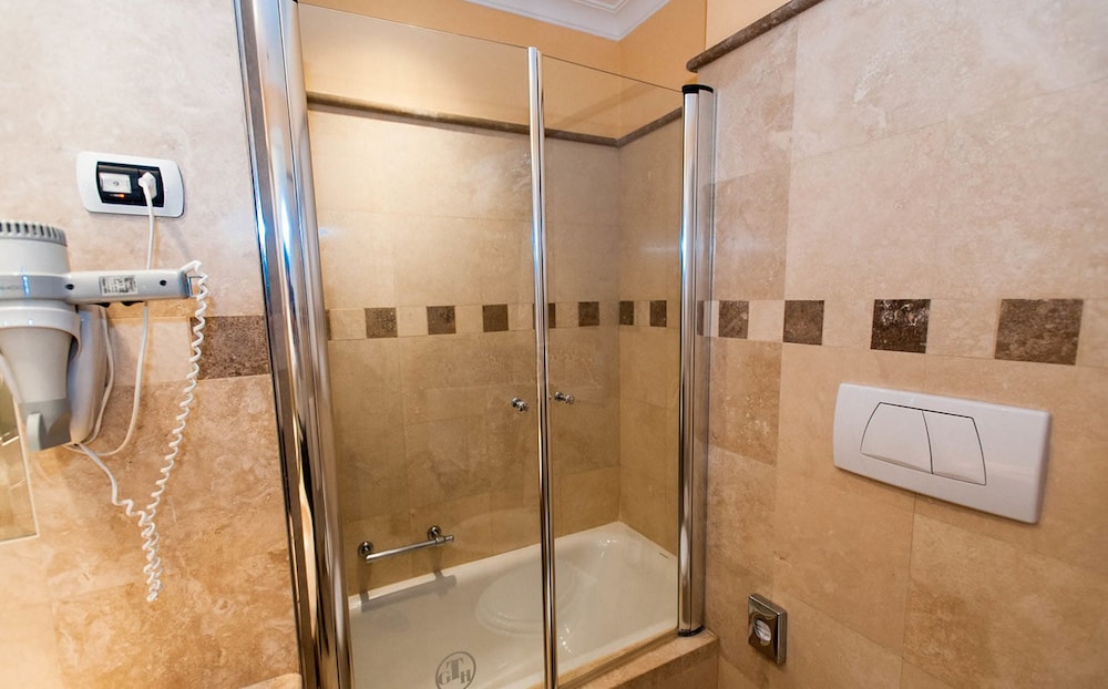 Superior Double Room, Park View - Photo 7