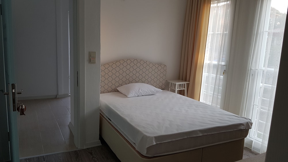 Deluxe Single Room, Non Smoking photo 3