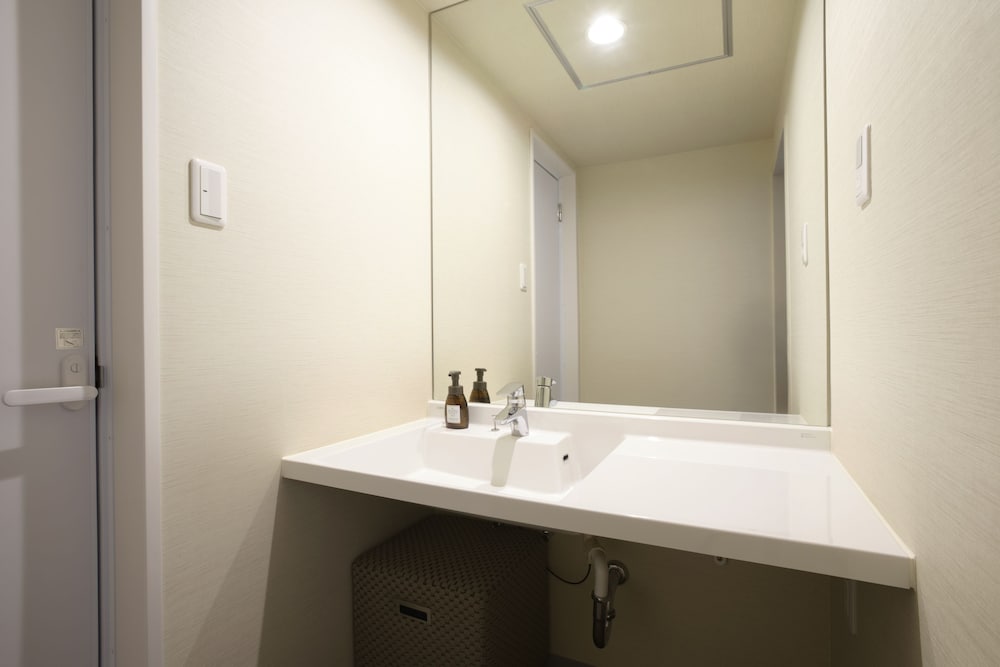 Basic Twin Room - Photo 5