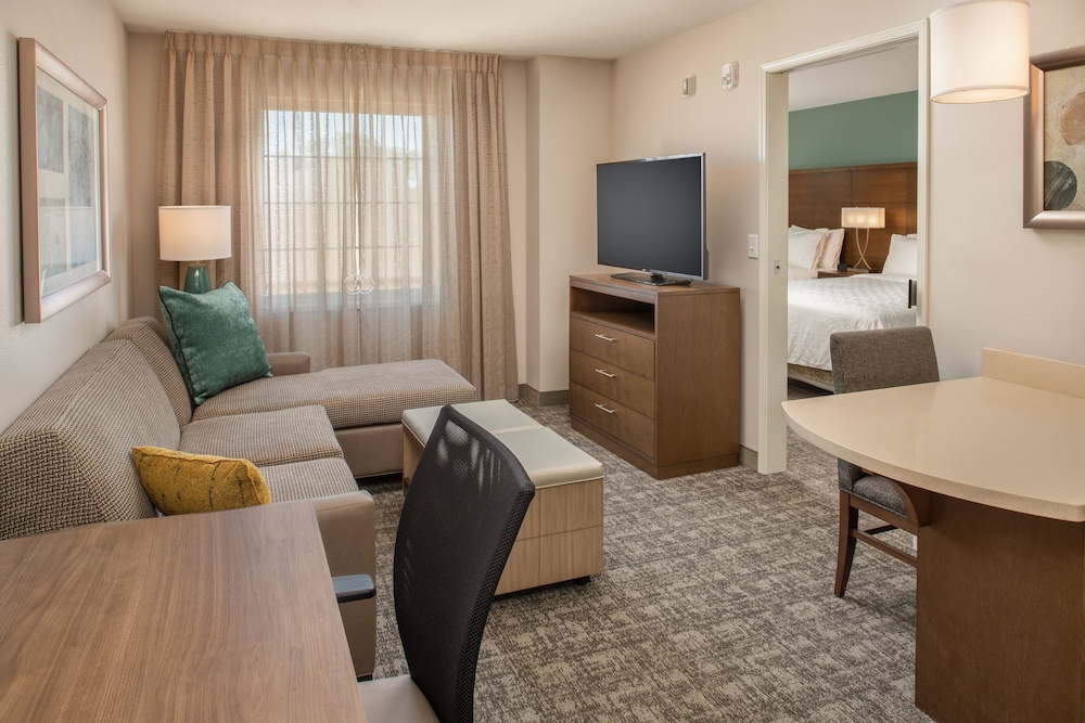 Suite, 1 Bedroom, Mobility Accessible, Kitchen (Accessible Tub) - Photo 1