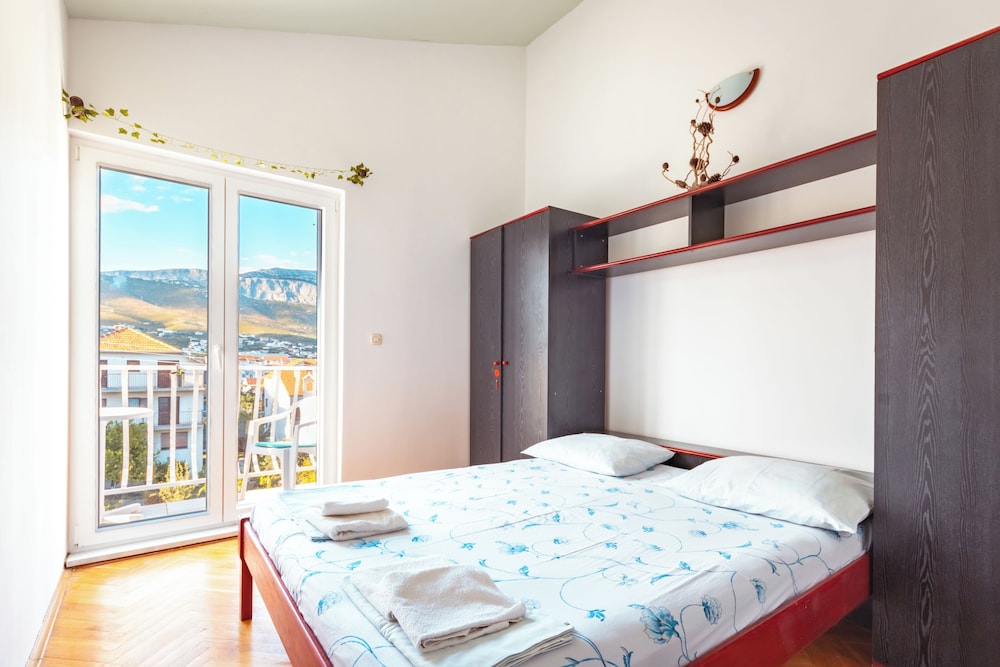 Family Apartment, Non Smoking, Mountain View