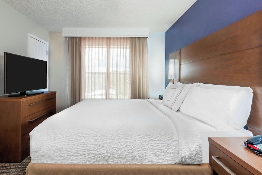 Suite, 1 Bedroom (Mobility Accessible, Tub) photo 2