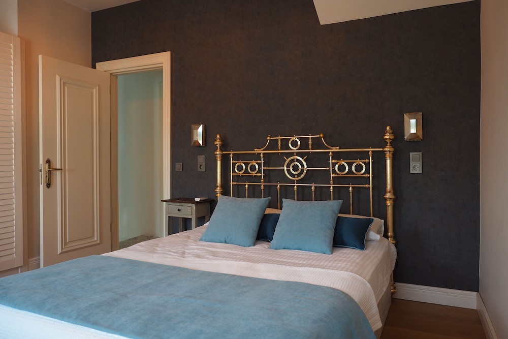 Traditional Room photo 3