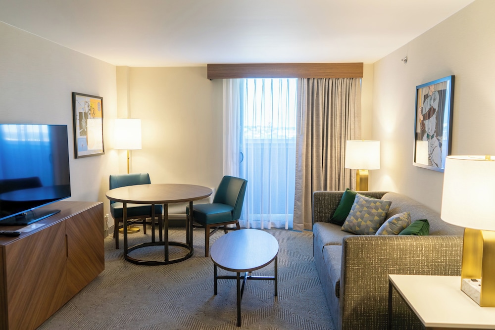 Suite, 1 Bedroom, Park View