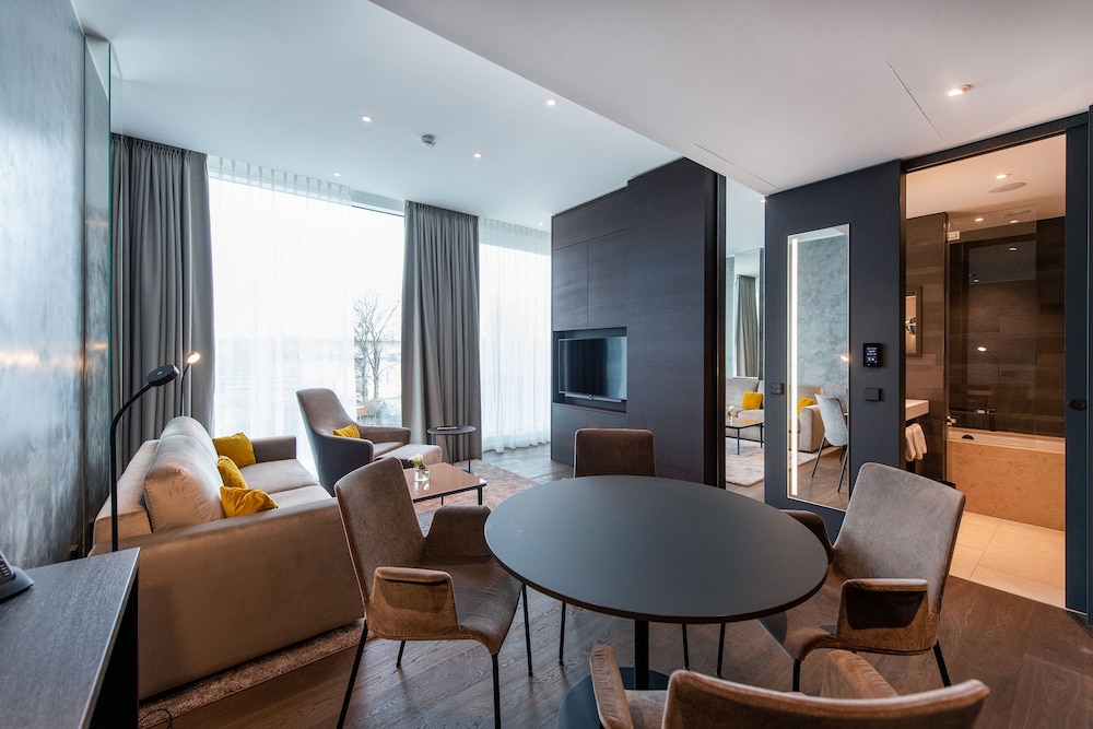 Junior Suite, Kitchenette photo 2