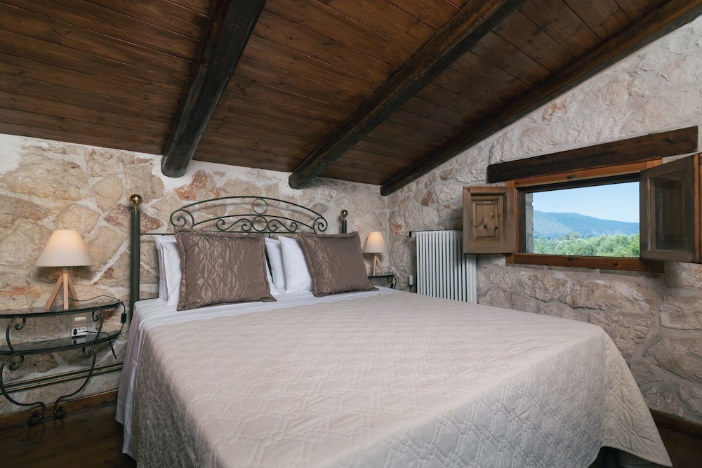 Villa, 4 Bedrooms, Smoking, Private Pool