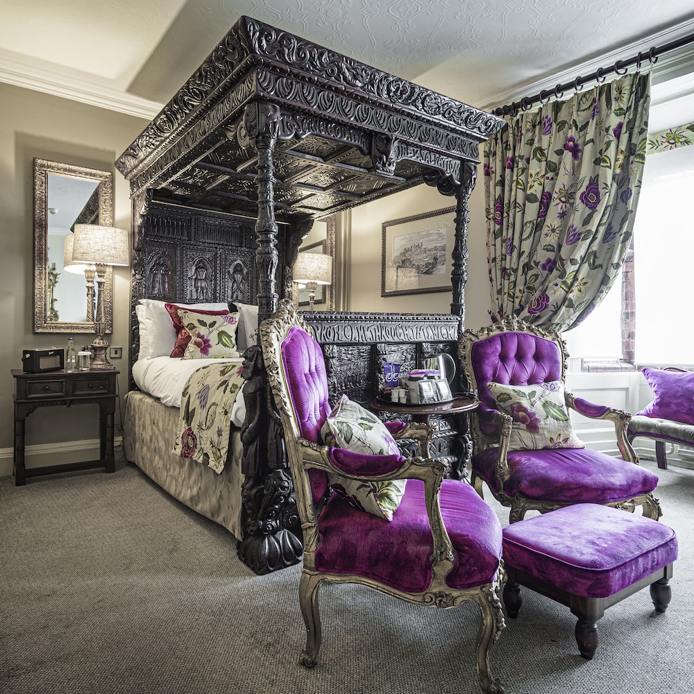 Deluxe Historic Double Room (Four Poster) photo 1