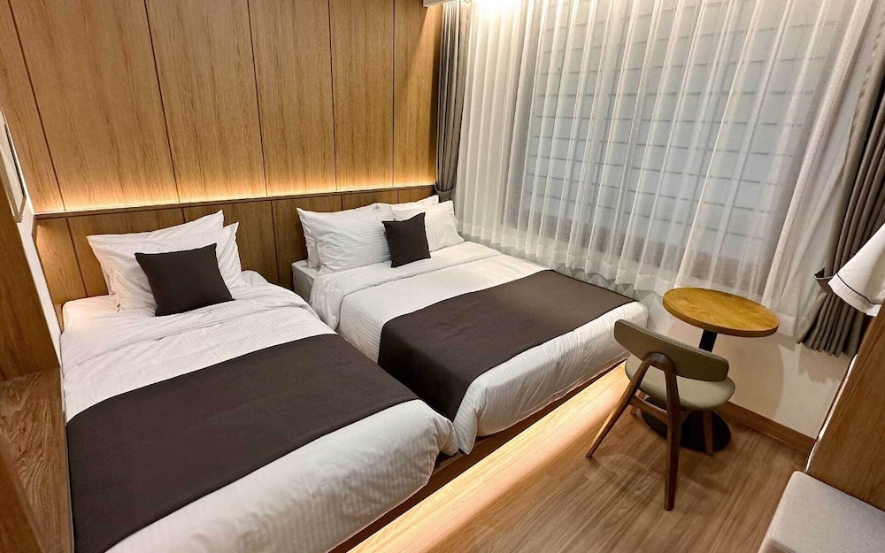 Junior Suite Twin - Photo 3