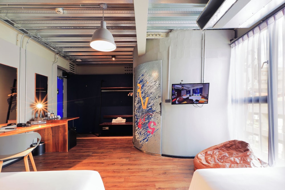 Triple Large Room photo 2